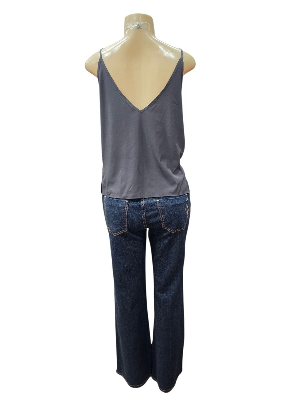 Vuori Villa Cami Tank Top Womens XS Black V Neck Spaghetti Strap Stretch VW1135 - Picture 3 of 8
